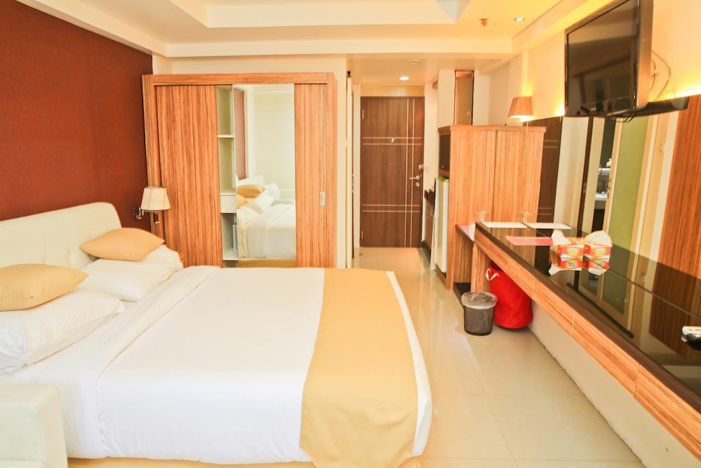 Kyo Serviced Apartment Jakarta Cilandak  Buitenkant foto