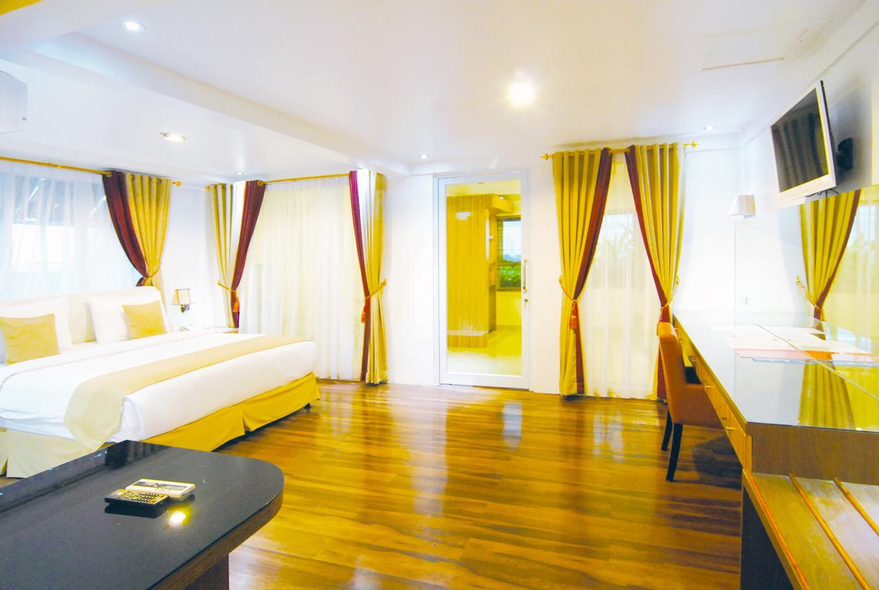 Kyo Serviced Apartment Jakarta Cilandak  Buitenkant foto