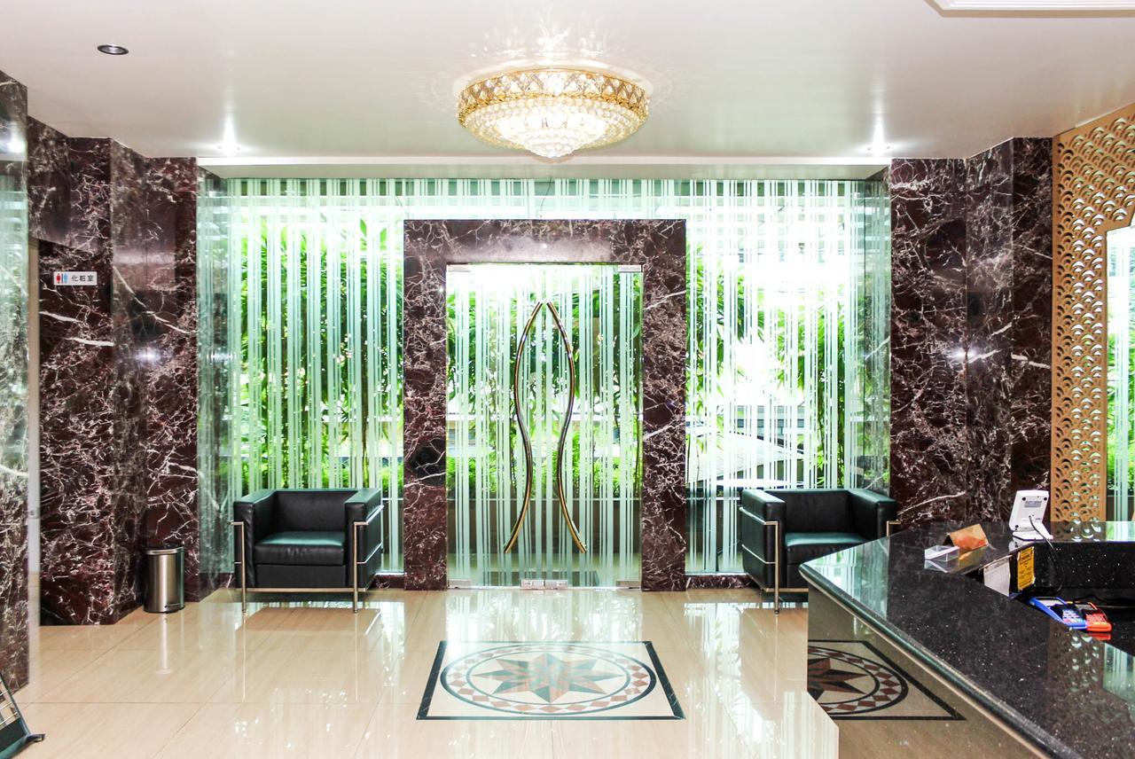 Kyo Serviced Apartment Jakarta Cilandak  Buitenkant foto