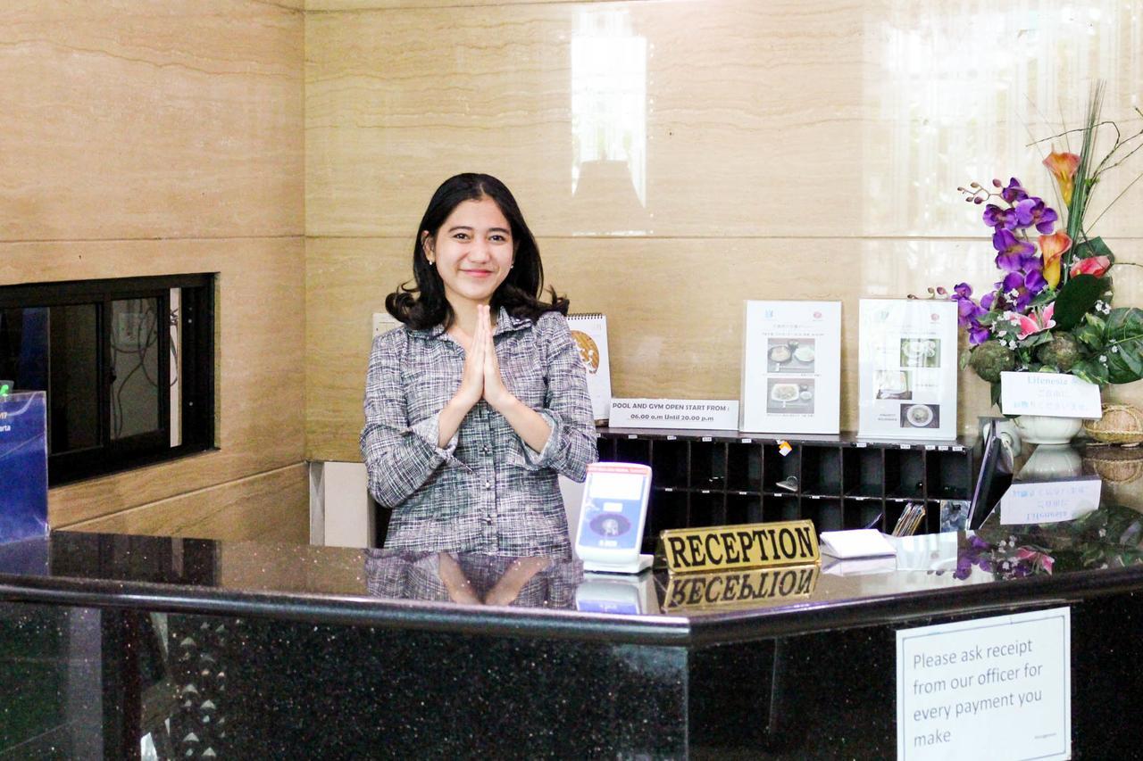 Kyo Serviced Apartment Jakarta Cilandak  Buitenkant foto