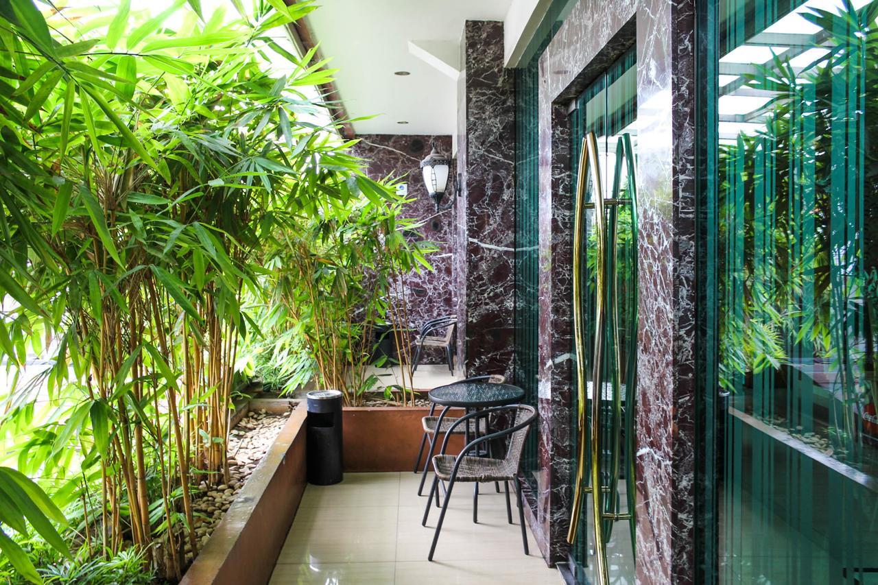 Kyo Serviced Apartment Jakarta Cilandak  Buitenkant foto