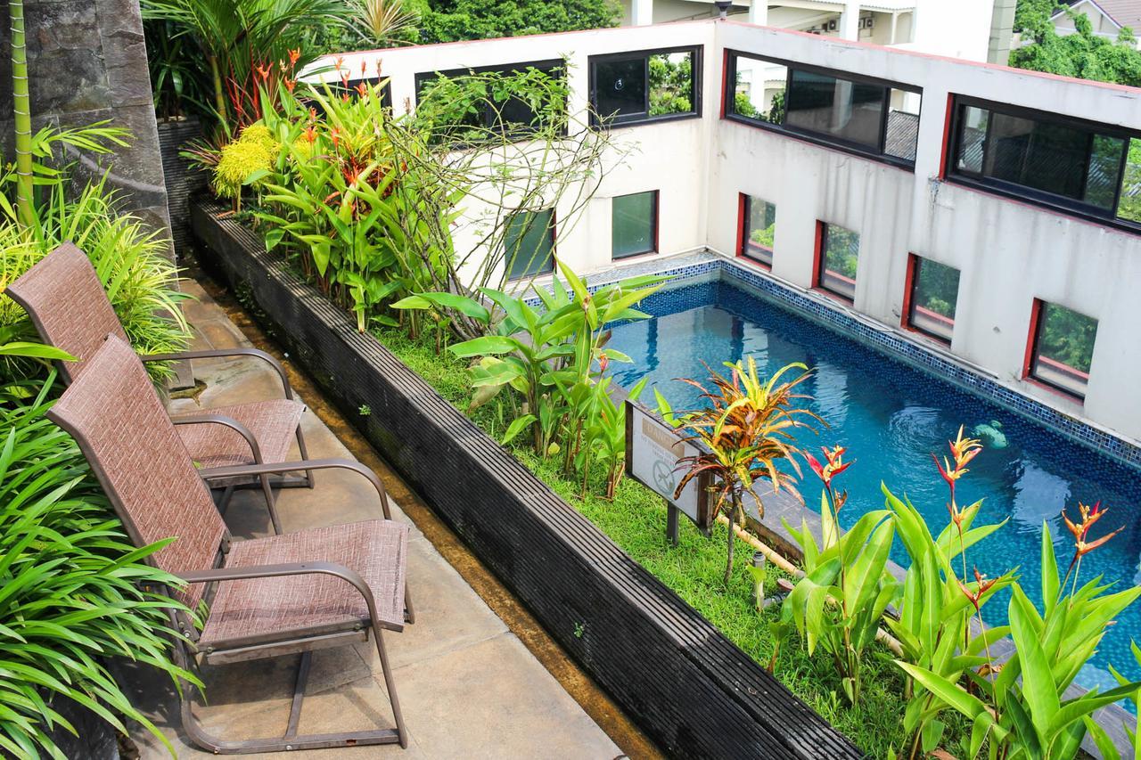 Kyo Serviced Apartment Jakarta Cilandak  Buitenkant foto